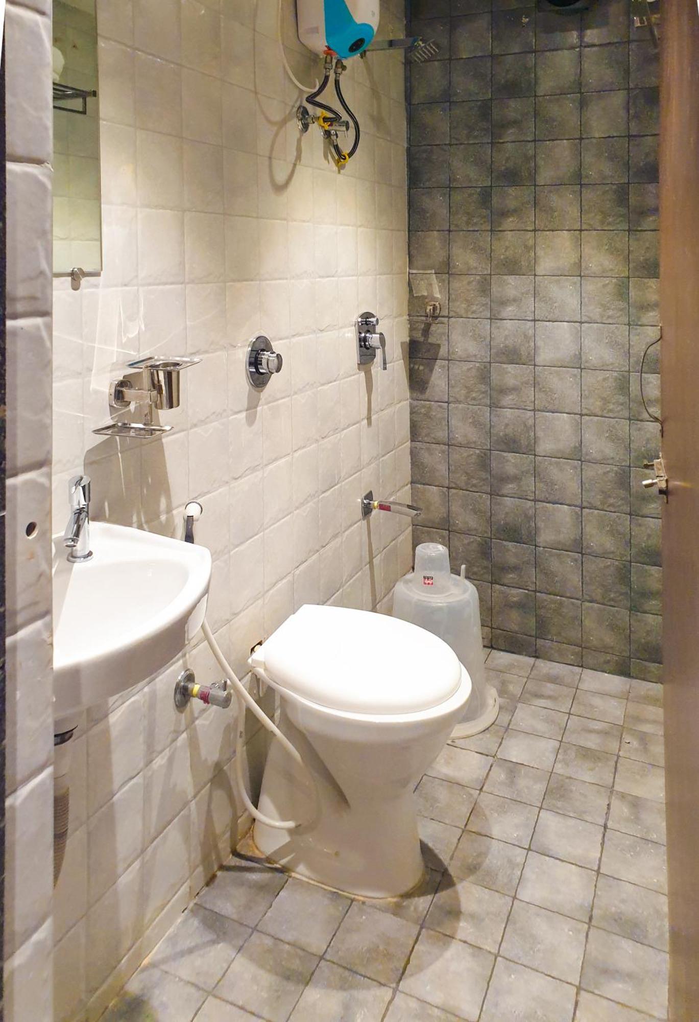 Hotel Nova Star Rajkot Exteriör bild